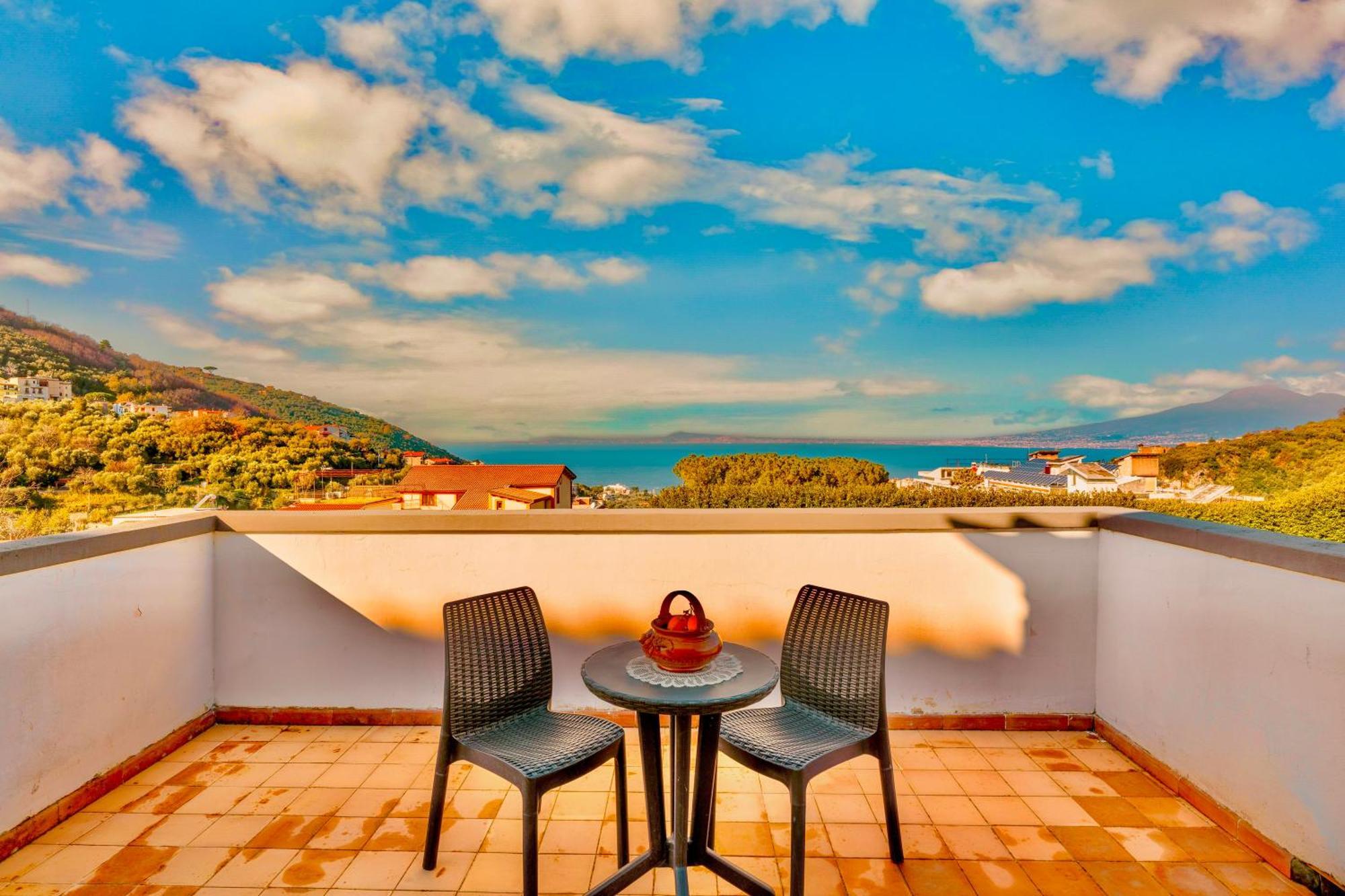 B&B Villa Della Porta, Amalfi Coast - Historical Heritage ヴィーコ・エクエンセ エクステリア 写真