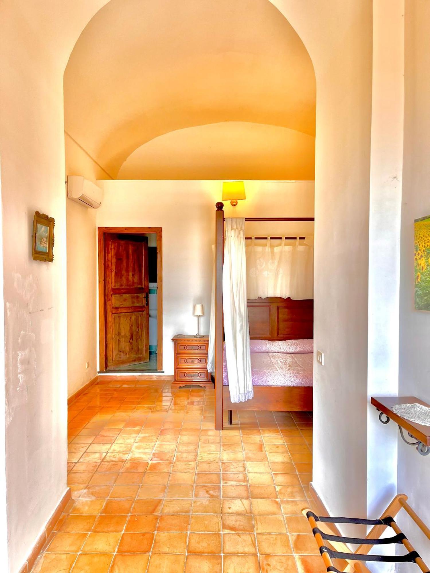 B&B Villa Della Porta, Amalfi Coast - Historical Heritage ヴィーコ・エクエンセ エクステリア 写真